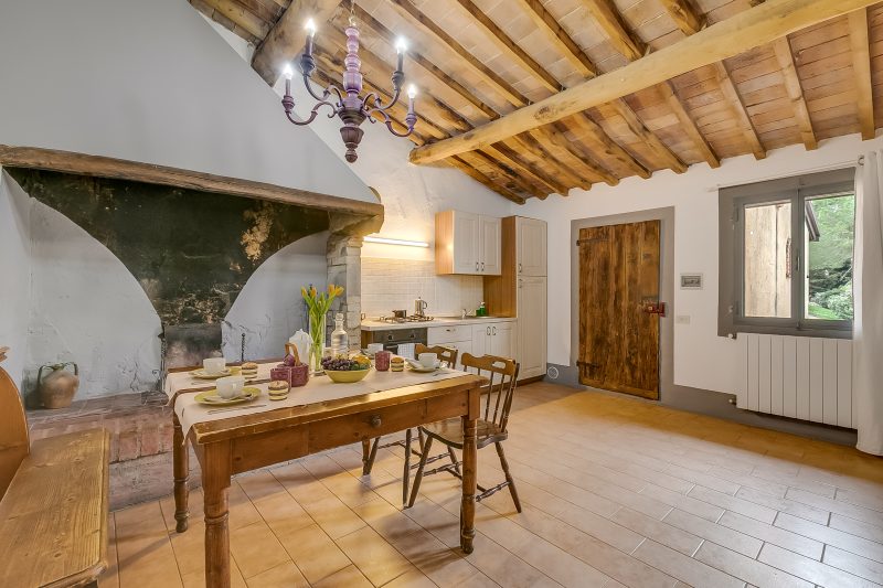 Torre Rasa 4 Olivi with Shared Pool
