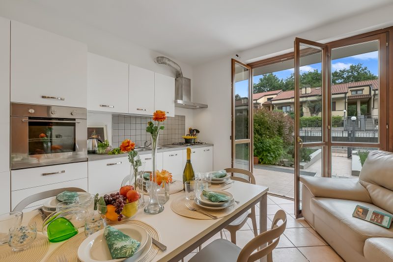 Juliette House: Shared Pool & Relax