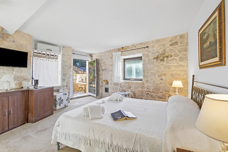 Borgo Hedone - Mandorla