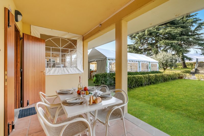 Residence La Perla With Garden