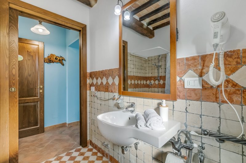 Sorgenti Pitigliano 1 with Shared Pool and Terrace