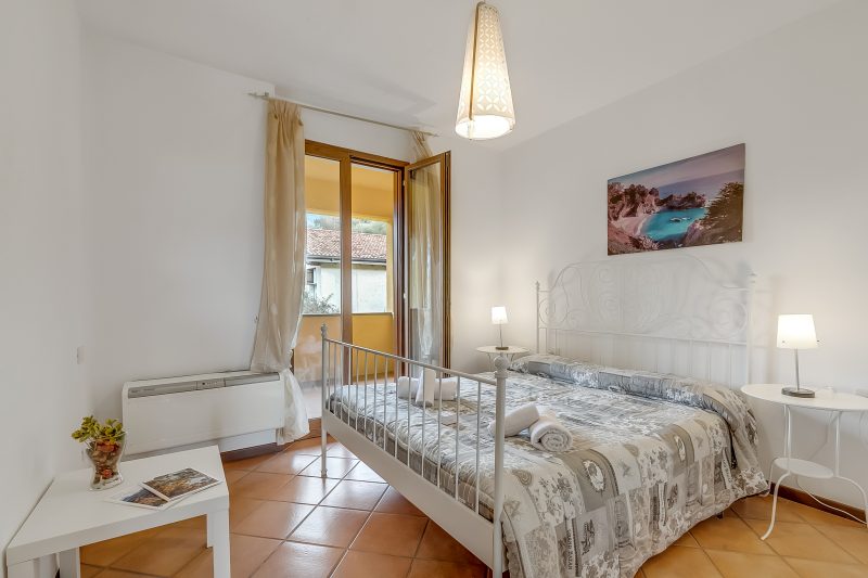 Residence La Perla With Balcony
