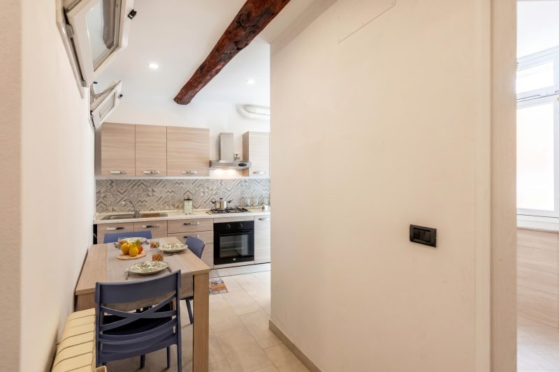 Da Lino Beachfront Apartment for 4