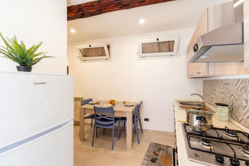 Da Lino Beachfront Apartment for 4