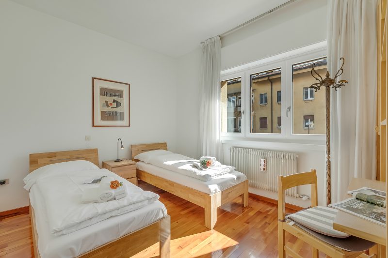 Rosa Apartment, Balcony and AC