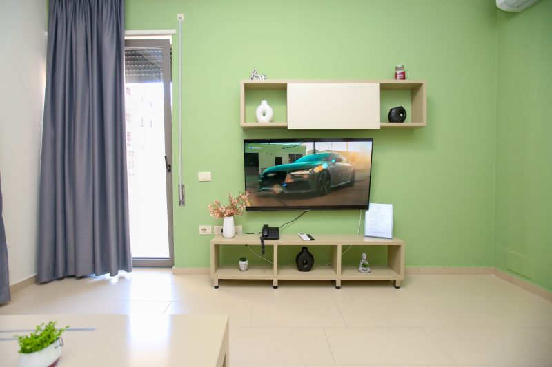 203 B, One Bedroom Apartment