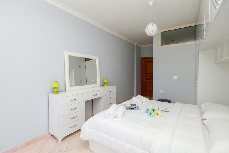 Luna Sea View Apartment 5 Floor