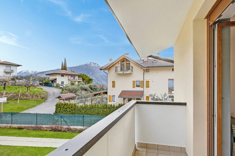 Olimpia Home - Terrace Dining and Pool