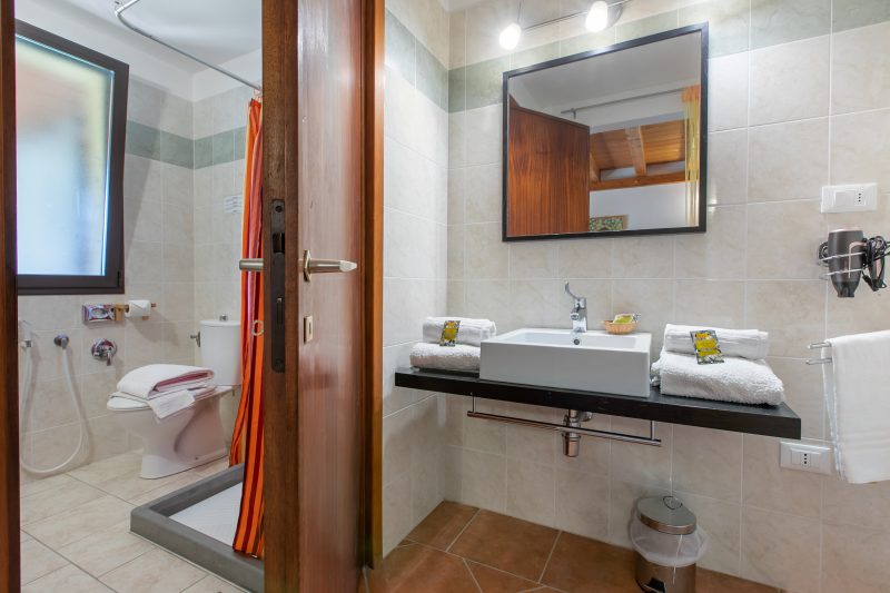 Eucalipto Apartment with Shared Pool, Near The Sea