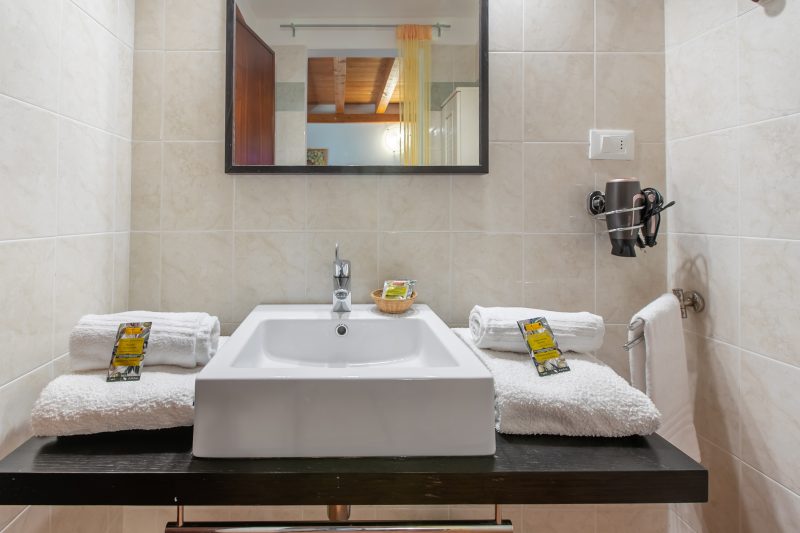 Eucalipto Apartment with Shared Pool, Near The Sea