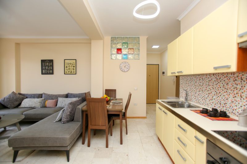Vlora Sunset Apartment /w Balcony & Sea View