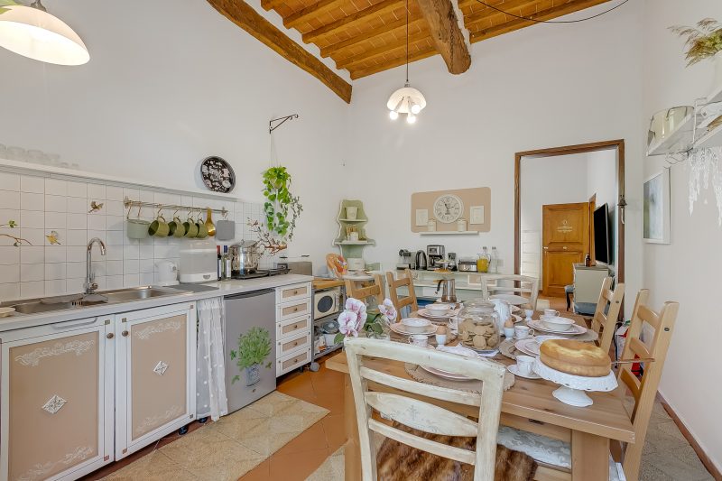 Romantic Apt Jacuzzi,Private Garden & Pet Friendly