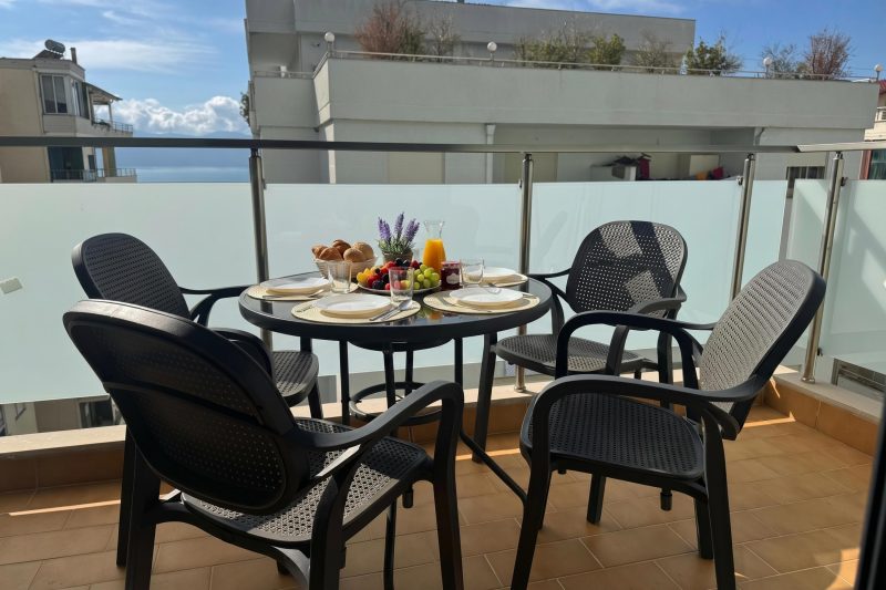 Lunara Apartment