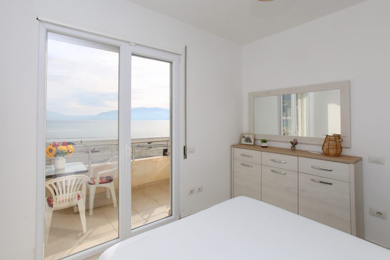 Richard Sea View Apartment