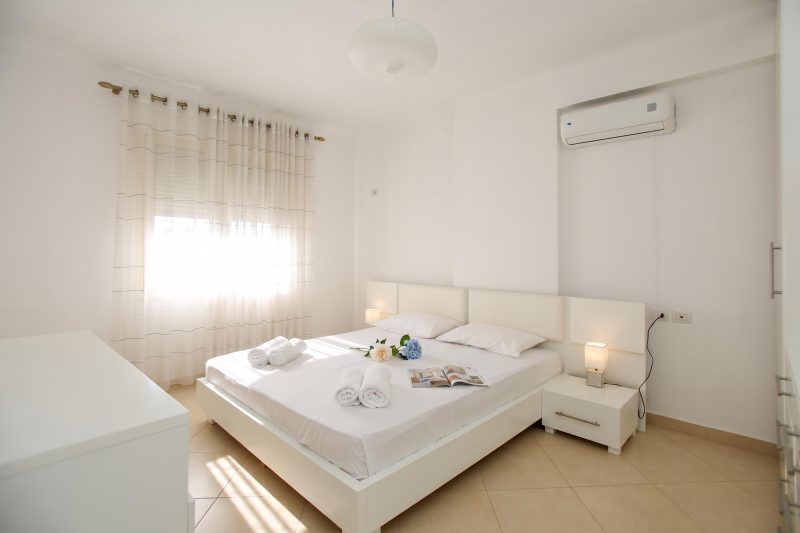 Ellin Apartment