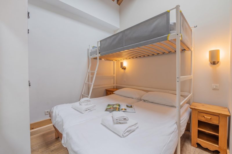 V Balme 26: Beside Ski Lift; Pool, Sauna & Gym