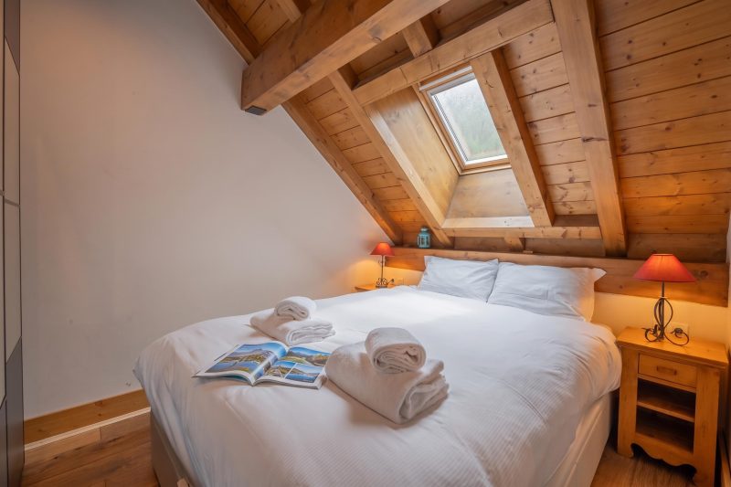 V Balme 26: Beside Ski Lift; Pool, Sauna & Gym