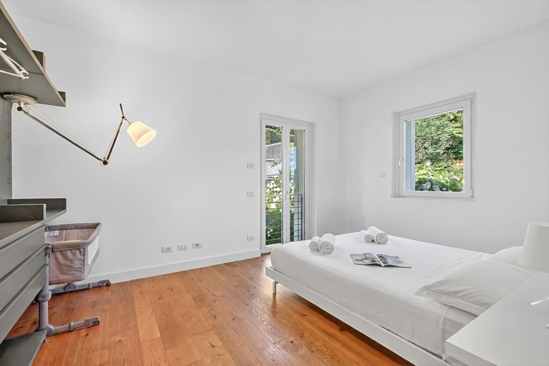 Villa Alessia - 4 bed Villa with Lake Maggiore View