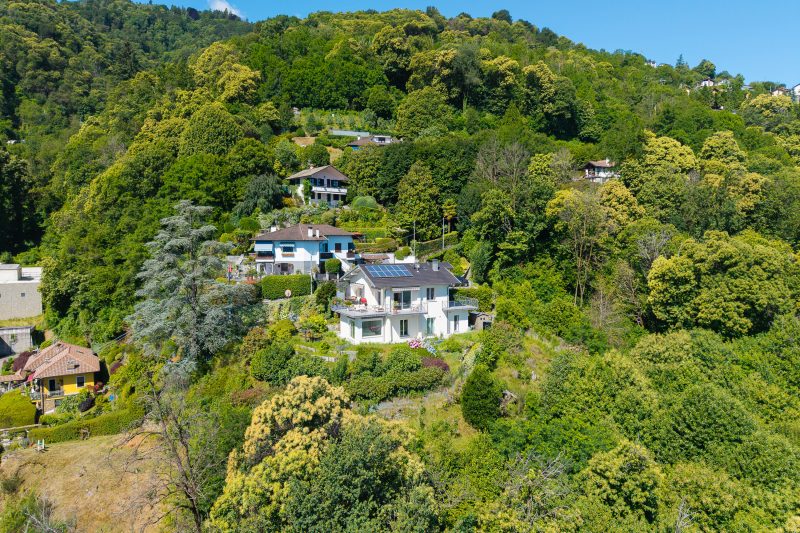 Villa Alessia - 4 bed Villa with Lake Maggiore View