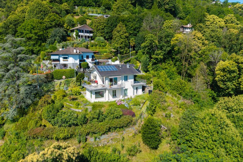 Villa Alessia - 4 bed Villa with Lake Maggiore View