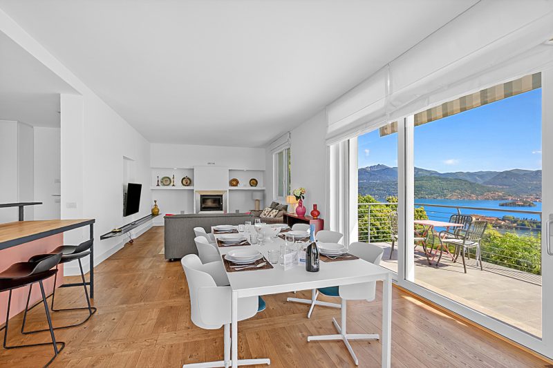 Villa Alessia - 4 bed Villa with Lake Maggiore View