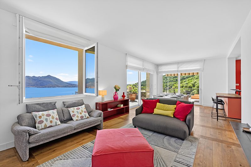 Villa Alessia - 4 bed Villa with Lake Maggiore View
