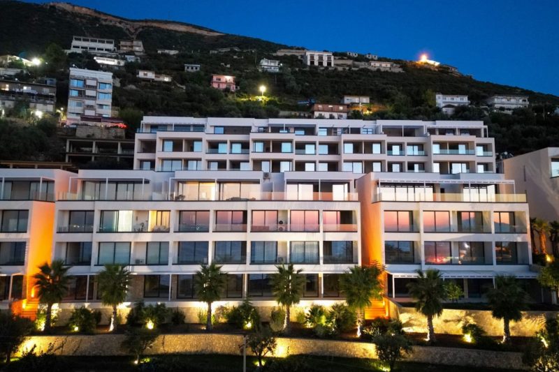 Sunset Luxury Apartment /w Panoramic Sea View