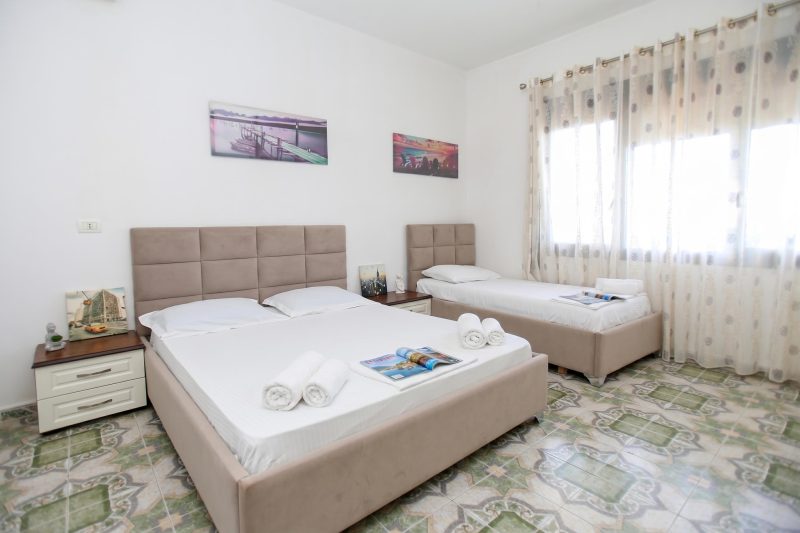 Villa Meminaj With Sea View And Garden
