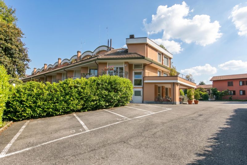 Residenza il Mulino: Lake Maggiore Ispra Apt with Terrace