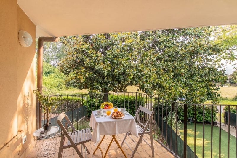 Residenza il Mulino: Lake Maggiore Ispra Apt with Terrace