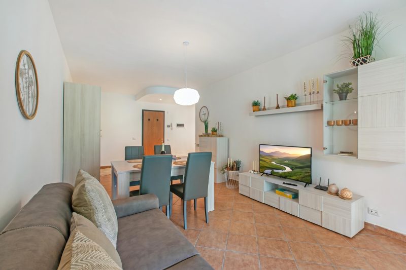 Residenza il Mulino: Lake Maggiore Ispra Apt with Terrace