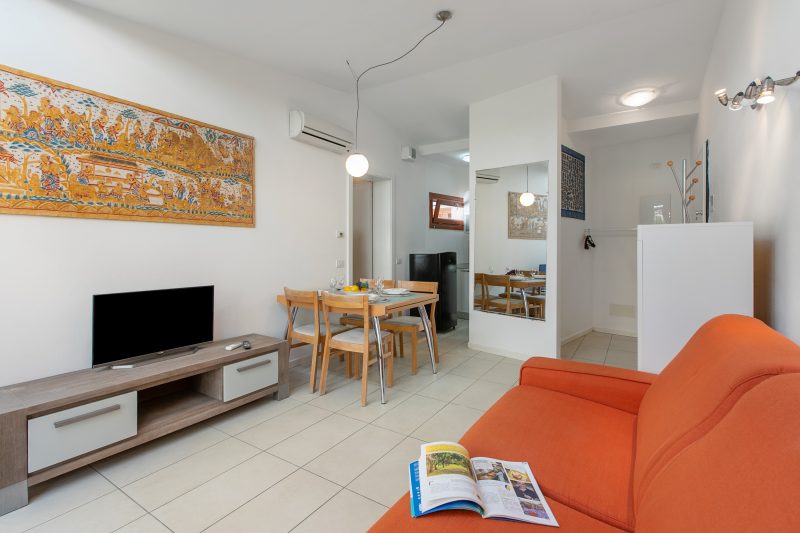 Garda Therme Apartment with Balcony & Mountain Views