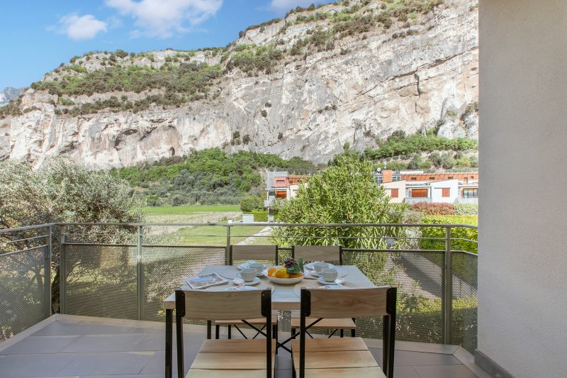 Garda Therme Apartment with Balcony & Mountain Views