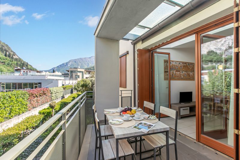 Garda Therme Apartment with Balcony & Mountain Views