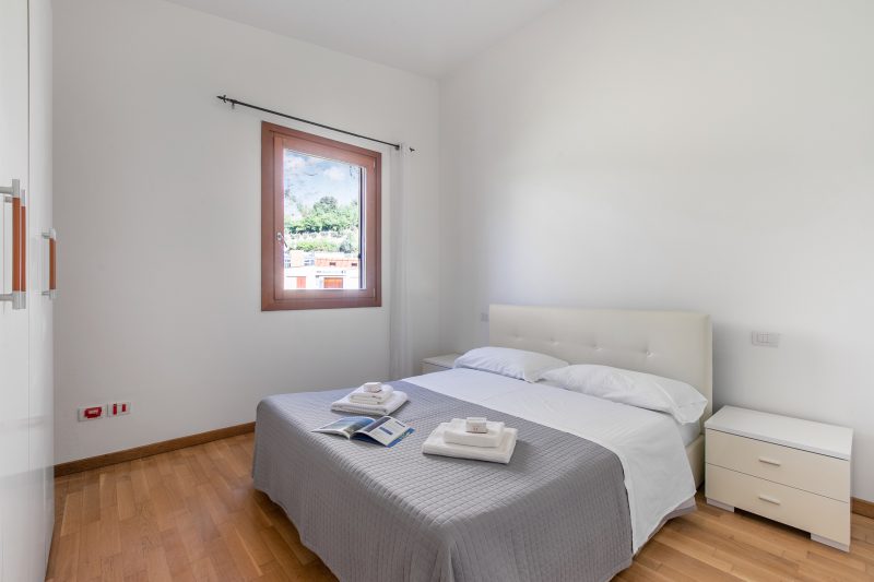 Garda Therme Apartment with Balcony & Mountain Views