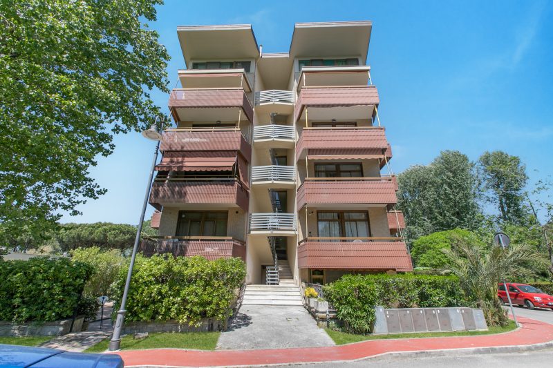 Casa Piero with Private Garden and Parking