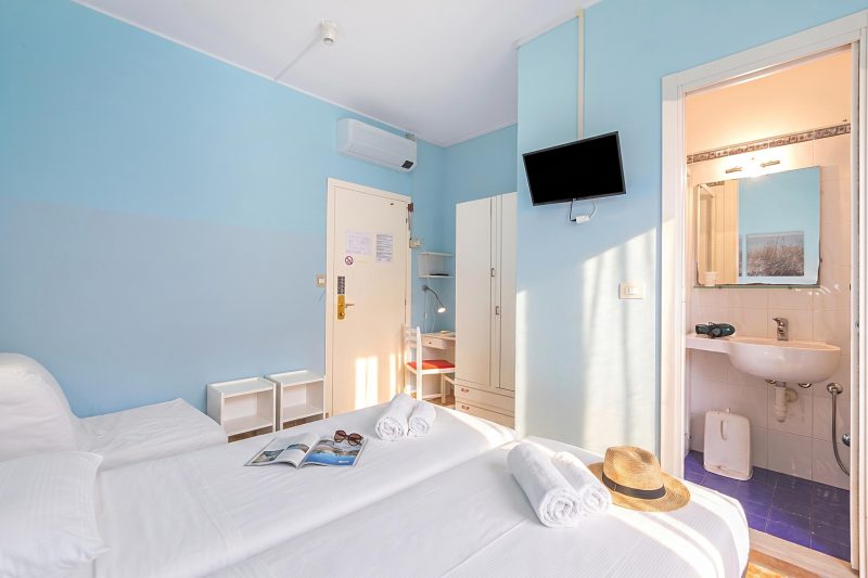 Room With Double Bed With Balcony
