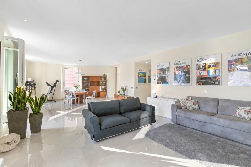 Life & View Luxury Apartment 4
