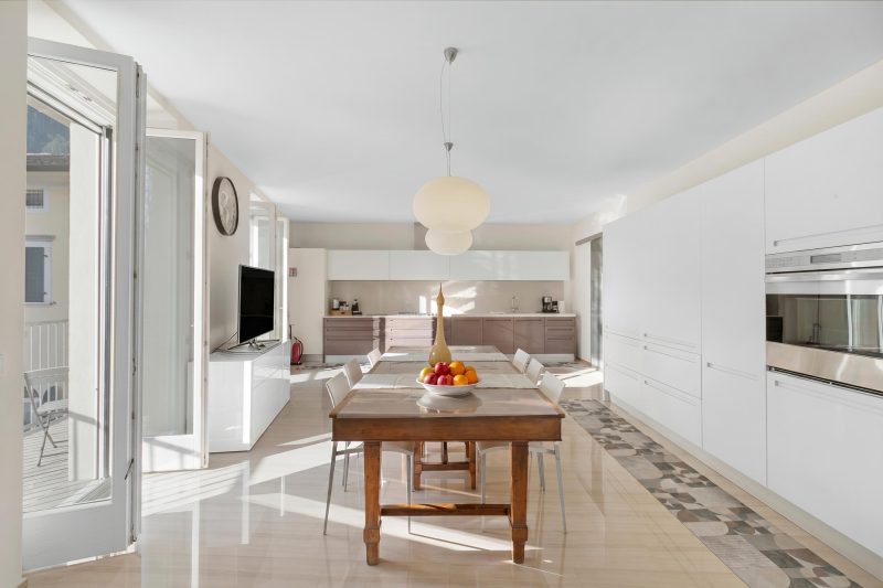 Life & View Luxury Apartment 5