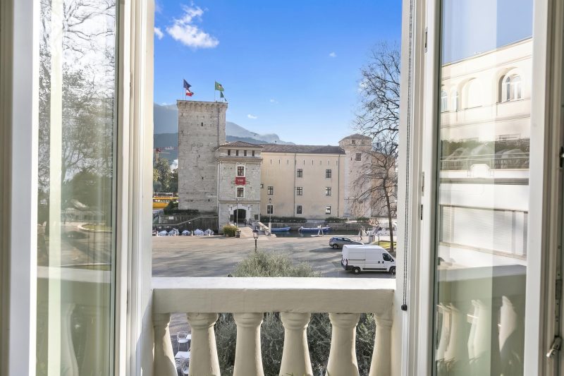 Life & View Luxury Apartment 5
