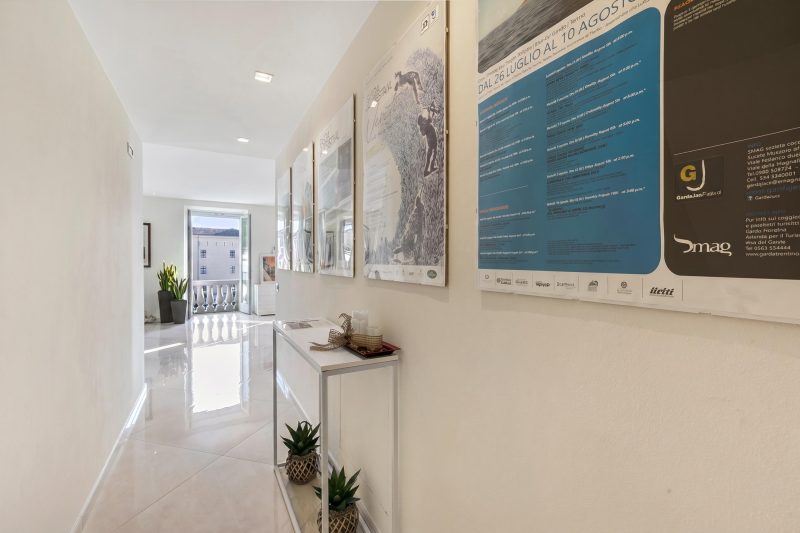 Life & View Luxury Apartment 5