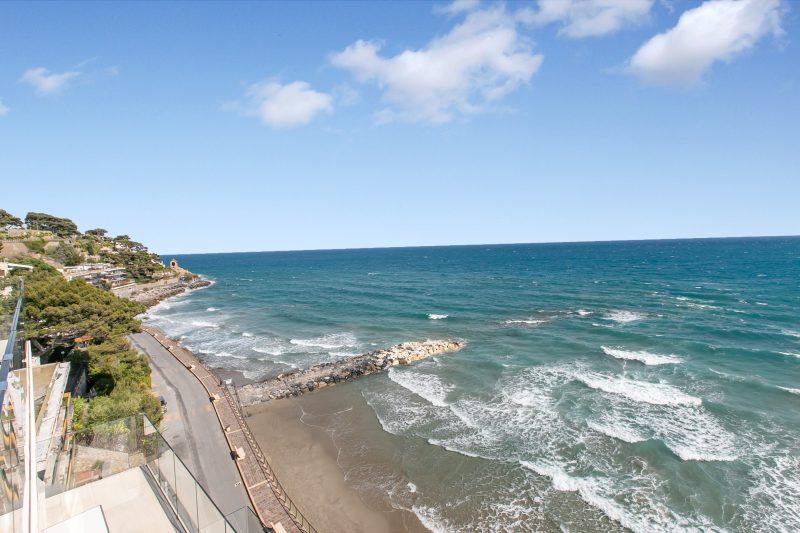 Attico Giancardi - Beachfront Sea-View Terrace