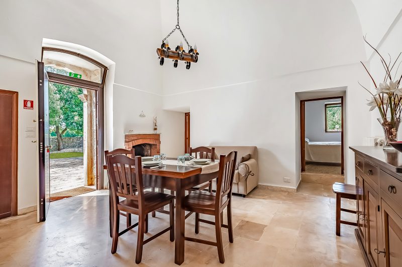 Casolare Di Puglia with private Pool