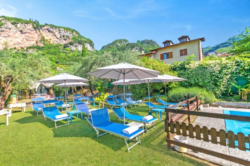 Lagotissimo 17 - Apartment with Balcony View and Pool