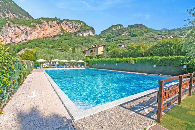 Lagotissimo 17 - Apartment with Balcony View and Pool