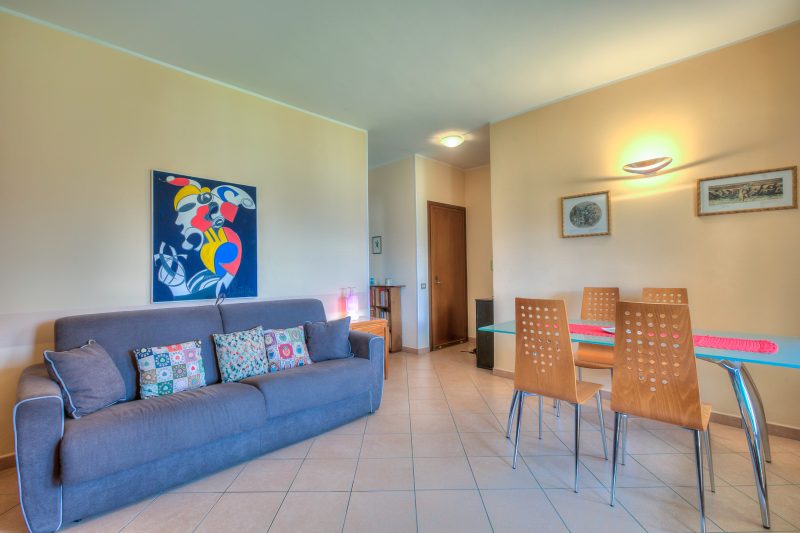 Appartamento Lake View Laveno 1BR, Sleeps 4