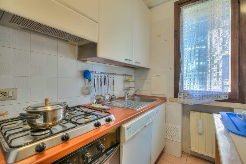 Appartamento Lake View Laveno 1BR, Sleeps 4