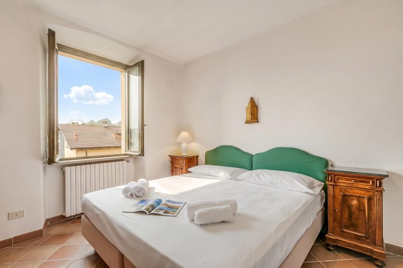 Apt. Annamaria: Family-Friendly 2BR Central Base for Trips
