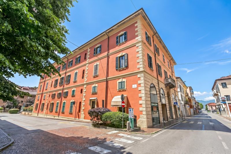 Apt. Annamaria: Family-Friendly 2BR Central Base for Trips