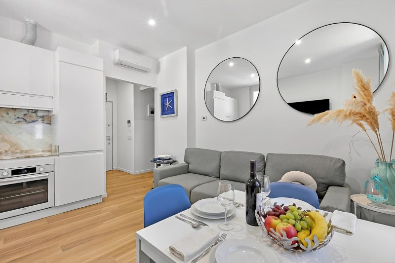 Kamy Home | Steps to the Lake & Free Park